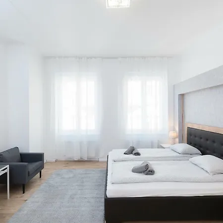 Astoria Flats 1 Lejlighed