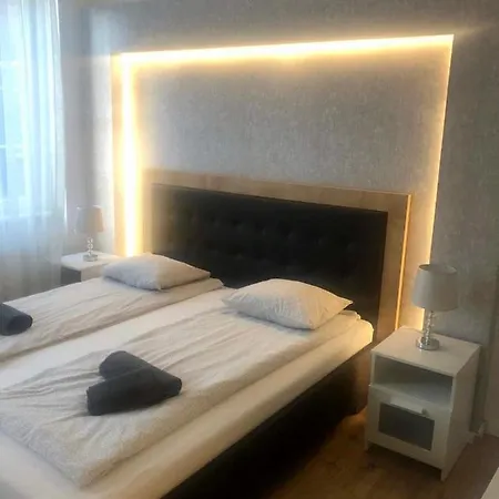Apartamento Astoria Flats 1